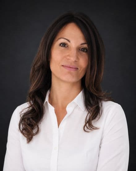 Natalia Notararigo, Ressources humaines