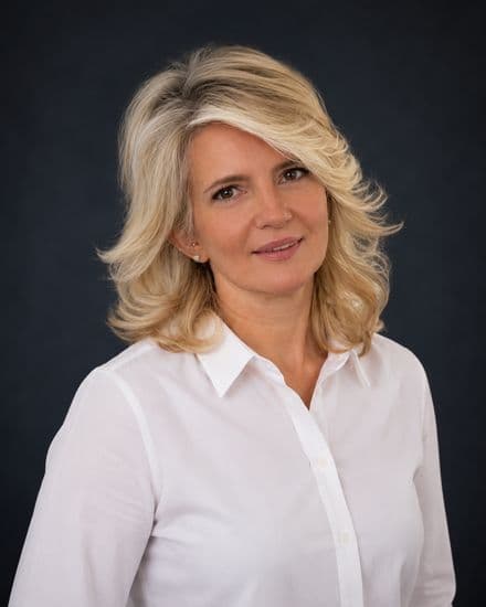 Romina Tessari, Administration