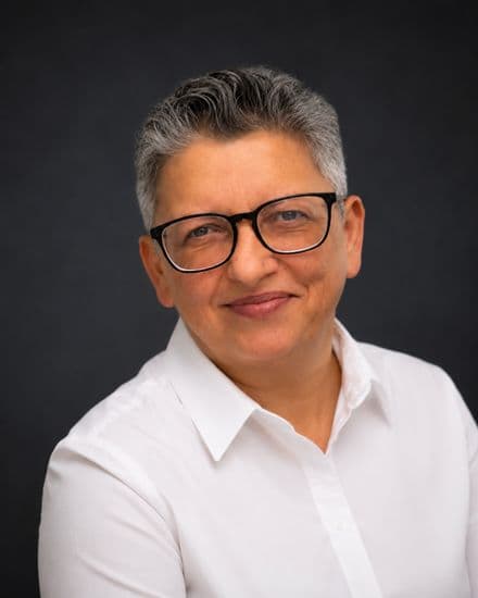 Rosanna Ferlisi, Superviseur web et logistique